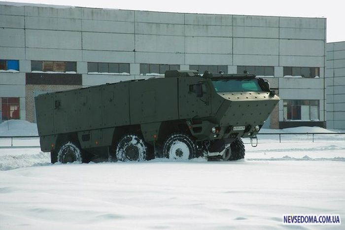 6-колесный бронеавтомобиль КамАЗ-63969 (13 фото)