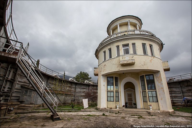 крым, фоторепортаж, заброшенные объекты,