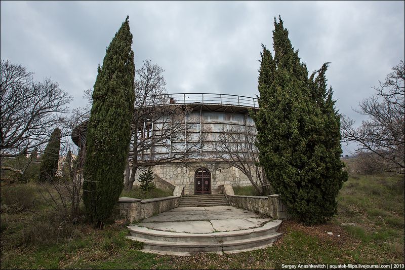 крым, фоторепортаж, заброшенные объекты,