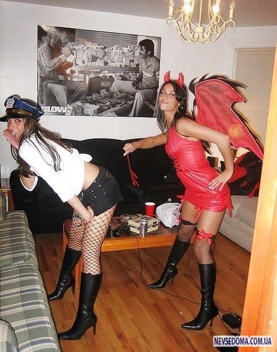 Сексуальные и откровенные костюмы девушек на Хэллоуин (30 фото)