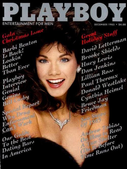 Все рождественские выпуски журналов Playboy (52 фото)