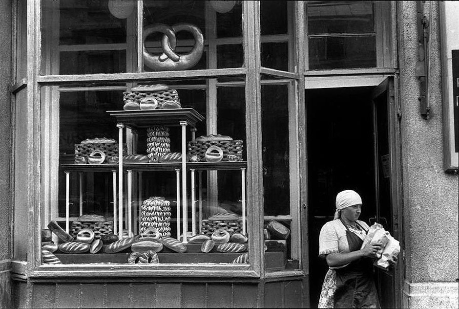 Cartier Bresson25 25         1954 