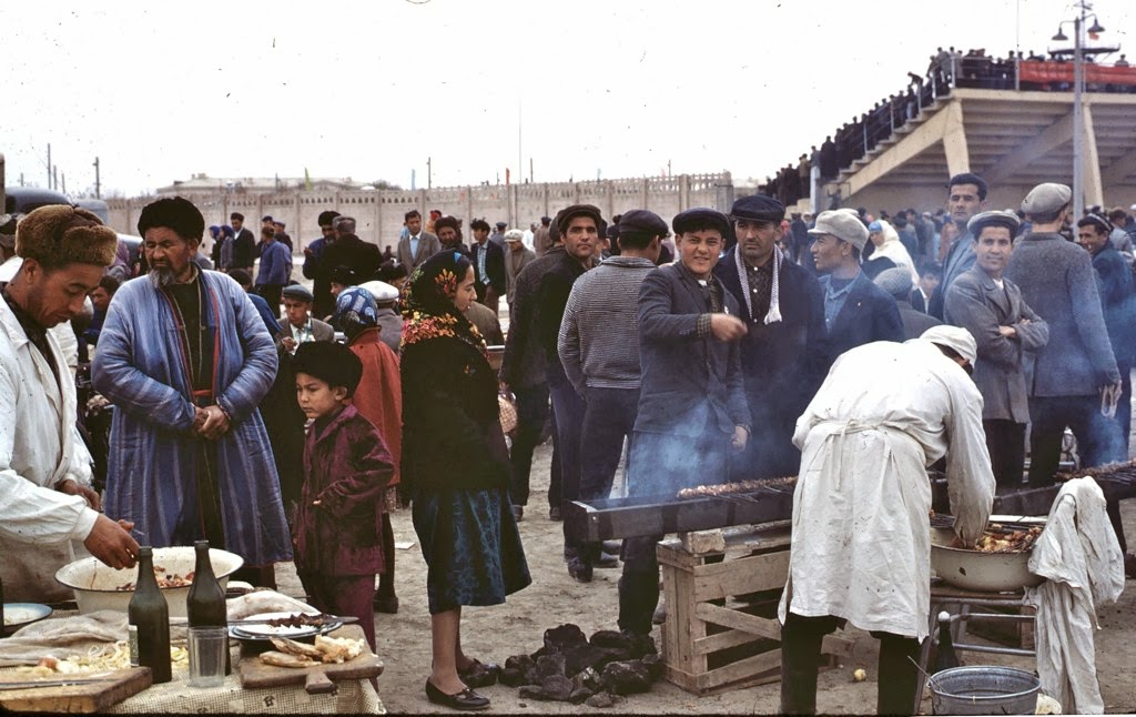 Uzbekistan05    1966 