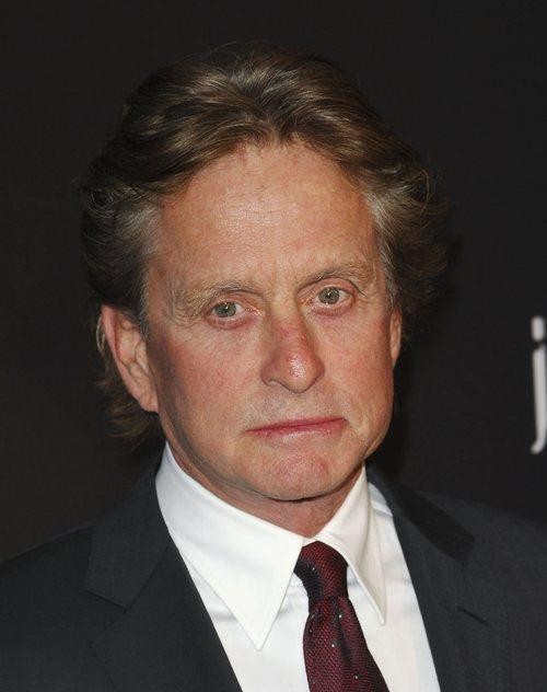 michael douglas 2296045 17 ,    