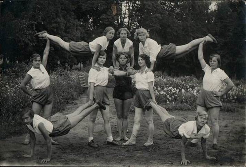 sovietgymnasts16 , ,  1930 