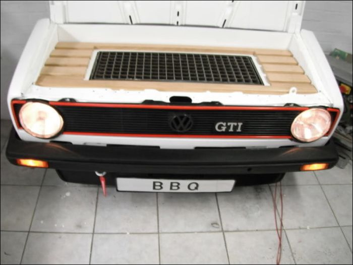     VW Golf (16 )