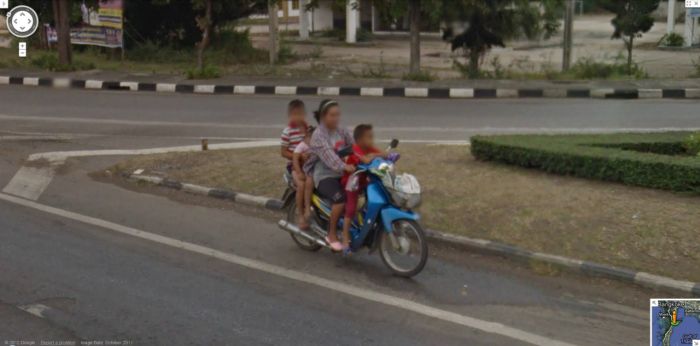    Google Street View.  3 (37 )
