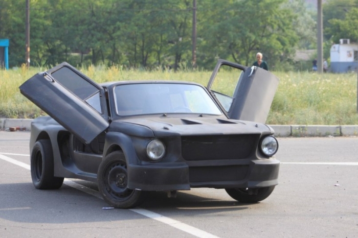   968 «»,   Ford Mustang (34 )
