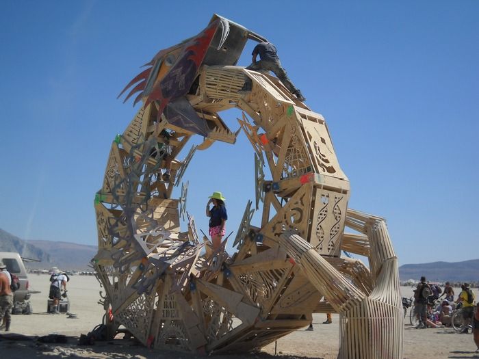     "Burning Man".  (25 )