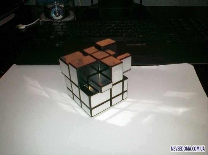 Странный кубик хср кому отдать. Необычный кубик рубик. Странный куб. Странный кубик Хонкай. DLW-32 "необычный кубик" DELFBRICK.